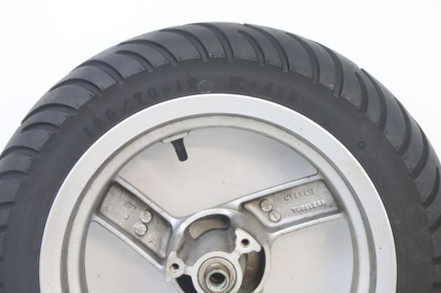 photo de CERCHIO ANTERIORE E PNEUMATICO PEUGEOT VIVACITY NEW 2T 50 (2008 - 2017)