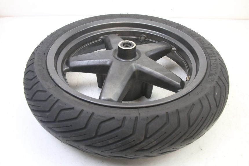 photo de CERCHIO ANTERIORE E PNEUMATICO YAMAHA X-MAX XMAX 125 (2010 - 2014)
