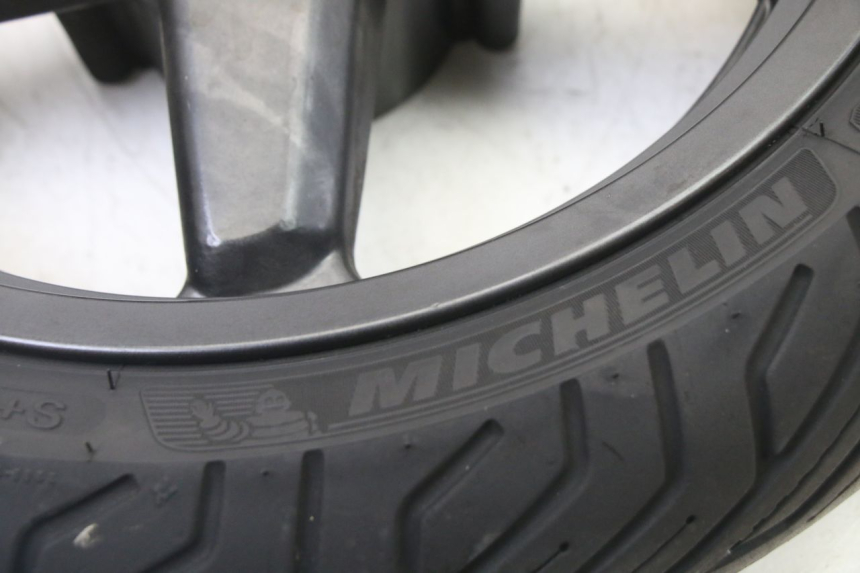 photo de CERCHIO ANTERIORE E PNEUMATICO YAMAHA X-MAX XMAX 125 (2010 - 2014)