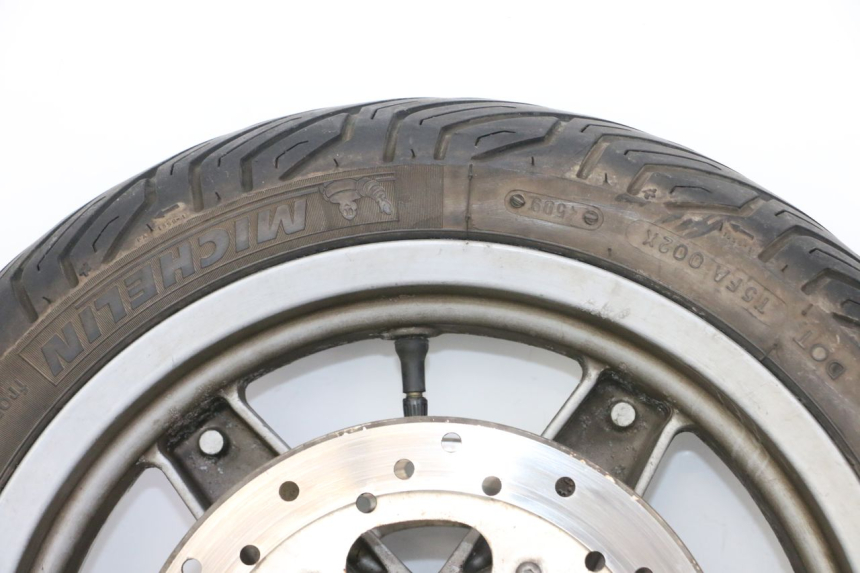 photo de CERCHIO ANTERIORE E PNEUMATICO PIAGGIO X9 EVOLUTION 125 (2003 - 2007)