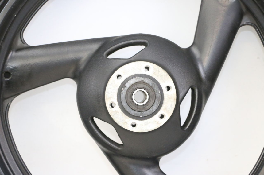 photo de CERCHIO ANTERIORE E PNEUMATICO YAMAHA FZS FAZER 600 (2001 - 2003)