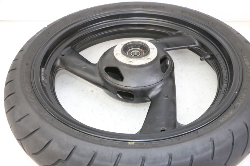 photo de CERCHIO ANTERIORE E PNEUMATICO YAMAHA FZS FAZER 600 (2001 - 2003)