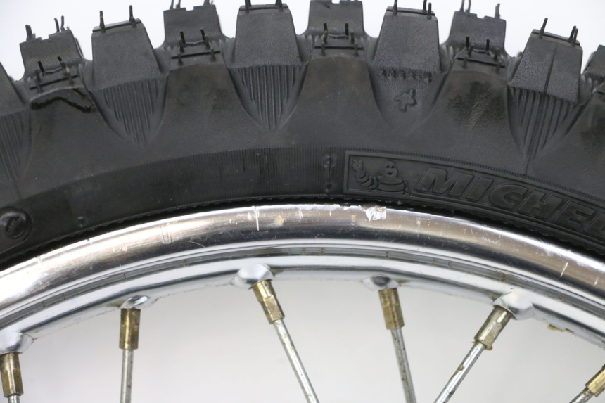 photo de CERCHIO ANTERIORE E PNEUMATICO YAMAHA PW 80 (1983 - 2014)