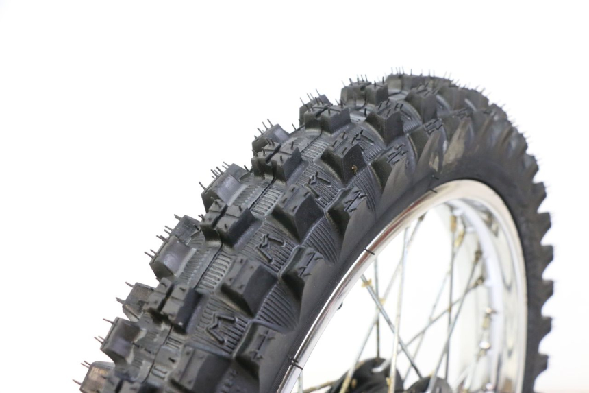 photo de CERCHIO ANTERIORE E PNEUMATICO YAMAHA PW 80 (1983 - 2014)