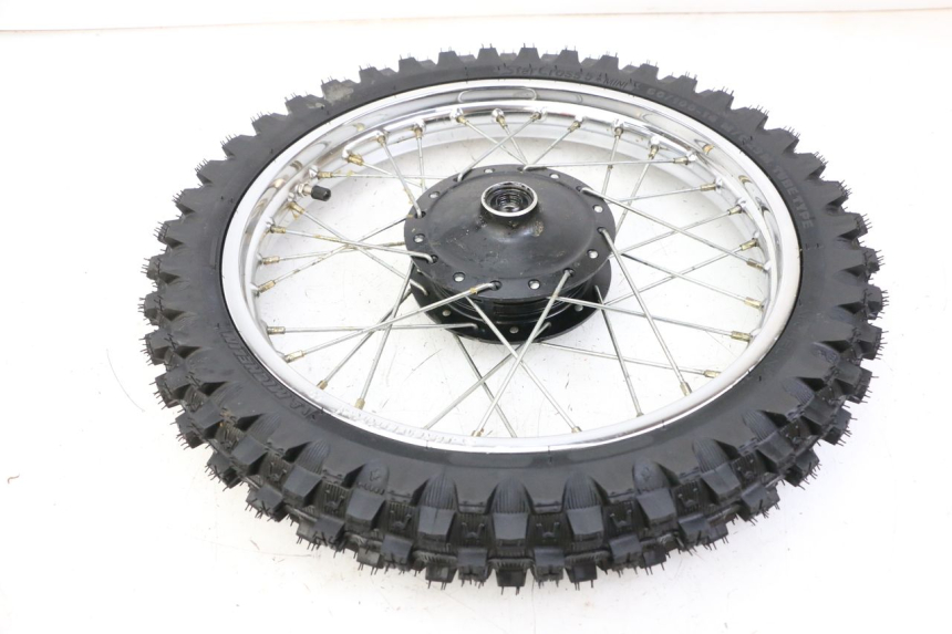 photo de CERCHIO ANTERIORE E PNEUMATICO YAMAHA PW 80 (1983 - 2014)