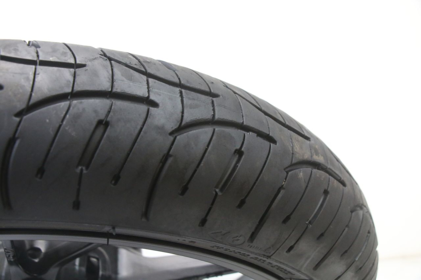 photo de CERCHIO ANTERIORE E PNEUMATICO YAMAHA TRACER 7 700 (2020 - 2024)