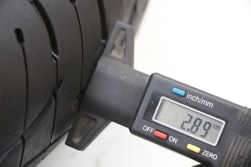 photo de CERCHIO ANTERIORE E PNEUMATICO YAMAHA TRACER 7 700 (2020 - 2024)