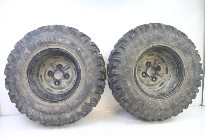 photo de CERCHIO ANTERIORE E PNEUMATICO YAMAHA YFM BRUIN 350 (2003 - 2009)