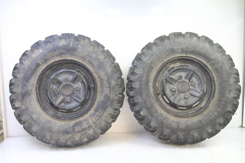 photo de CERCHIO ANTERIORE E PNEUMATICO YAMAHA YFM BRUIN 350 (2003 - 2009)