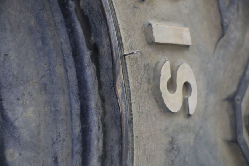 photo de CERCHIO ANTERIORE E PNEUMATICO YAMAHA YFM GRIZZLY 550 (2008 - 2015)