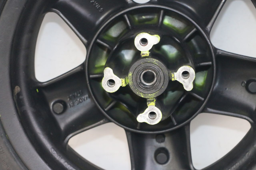 photo de CERCHIO ANTERIORE E PNEUMATICO YAMAHA YP MAJESTY 125 (2002 - 2006)