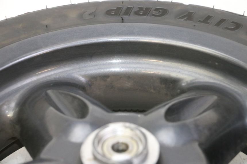 photo de CERCHIO ANTERIORE E PNEUMATICO YAMAHA YP MAJESTY 125 (2007 - 2010)