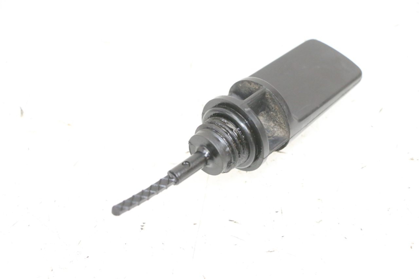 photo de OLIO MOTORE GALLEGGIANTE KYMCO LIKE 125 (2009 - 2016) - Zoom sullo stato d'uso