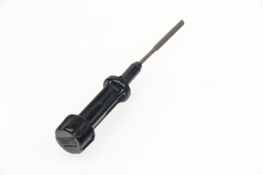 photo de Livello dell'olio motore YAMAHA XJ6 600 (2008 - 2016)