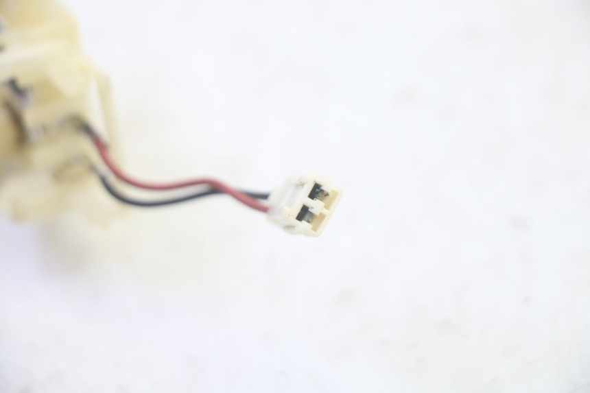 photo de SERBATOIO GALLEGGIANTE YAMAHA FZ6 N FAZER 600 (2004 - 2006) - Primo piano tecnico