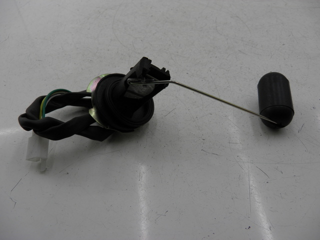 photo de Livello serbatoio carburante JM MOTOR JULIA 50 (2010 - 2014) - Altra angolazione