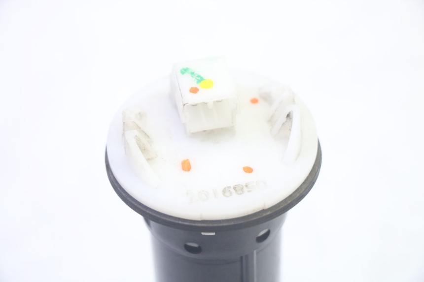 photo de SERBATOIO GALLEGGIANTE PIAGGIO MP3 HPE 350 (2018 - 2020) - Primo piano tecnico