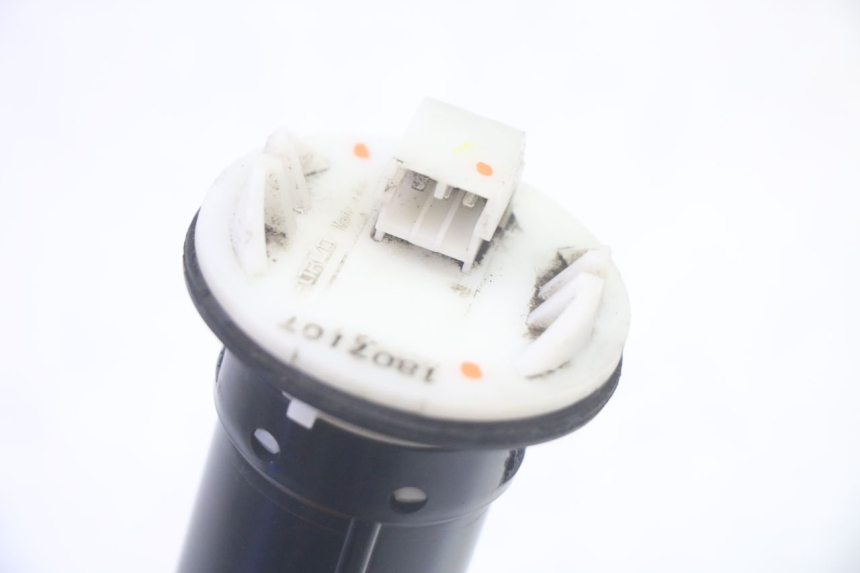 photo de INDICATORE LIVELLO CARBURANTE PIAGGIO MP3 LT 400 (2007 - 2012) - Zoom sullo stato d'uso