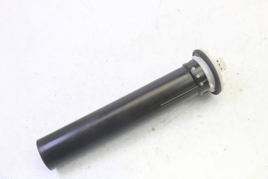 photo de INDICATORE LIVELLO CARBURANTE PIAGGIO MP3 RL 250 (2007 - 2010) - Altra angolazione