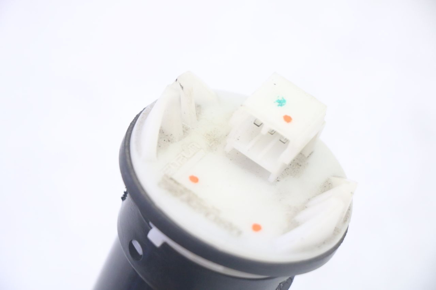 photo de SERBATOIO GALLEGGIANTE YAMAHA NEOS NEO'S 4T 50 (2008 - 2016) - Altra angolazione