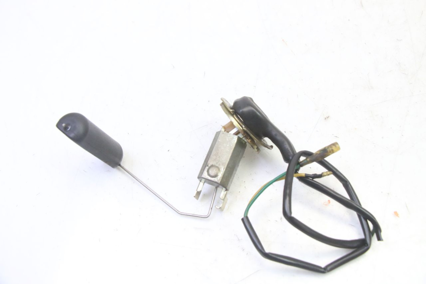 photo de MISURATORE DEL LIVELLO DEL CARBURANTE PEUGEOT SPEEDAKE 50 (1995 - 1997)