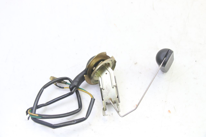 photo de MISURATORE DEL LIVELLO DEL CARBURANTE PEUGEOT SPEEDAKE 50 (1995 - 1997)