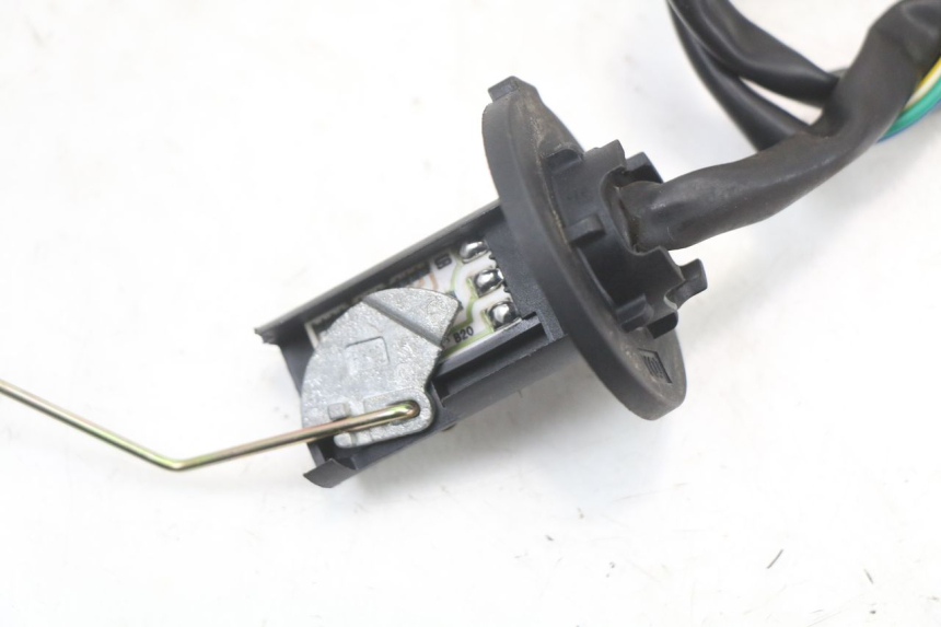 photo de Livello serbatoio carburante VASTRO STREET X 4T 50 (2016 - 2021)