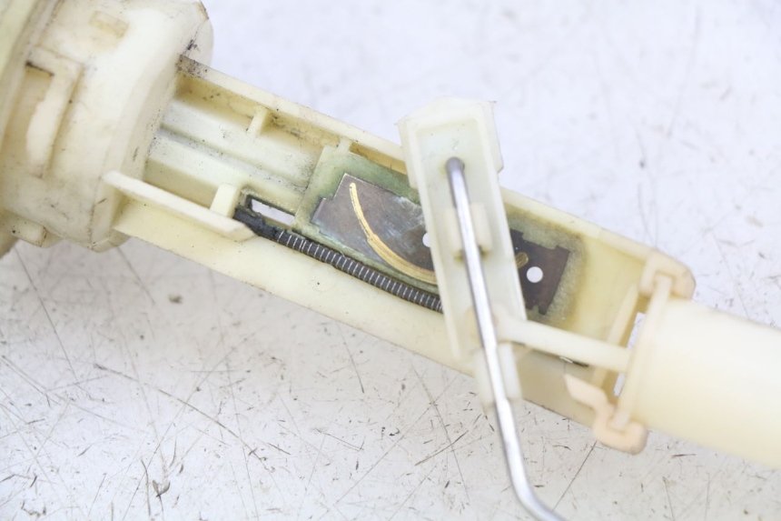 photo de INDICATORE LIVELLO CARBURANTE PIAGGIO TYPHOON 50 (1993 - 1999)