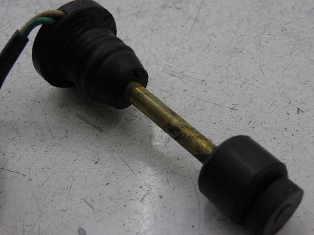 photo de LIVELLO OLIO SERBATOIO PEUGEOT VIVACITY NEW 2T 50 (2008 - 2017)