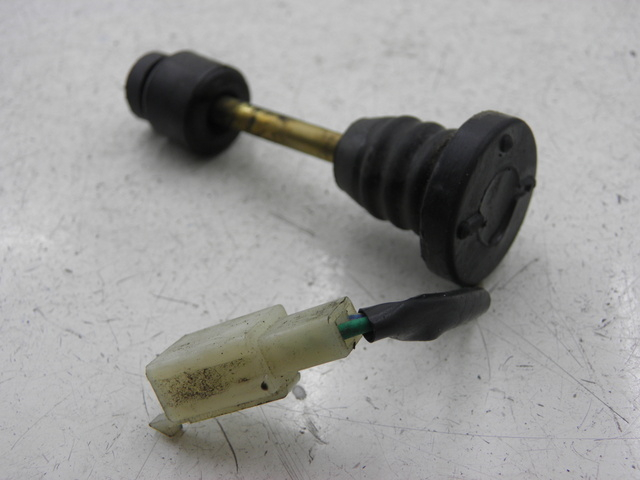 photo de LIVELLO OLIO SERBATOIO PEUGEOT VIVACITY NEW 2T 50 (2008 - 2017)