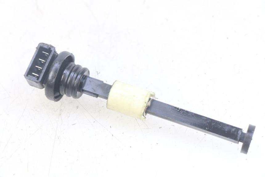 photo de LIVELLO OLIO SERBATOIO PIAGGIO ZIP 2T 50 (2009 - 2019)