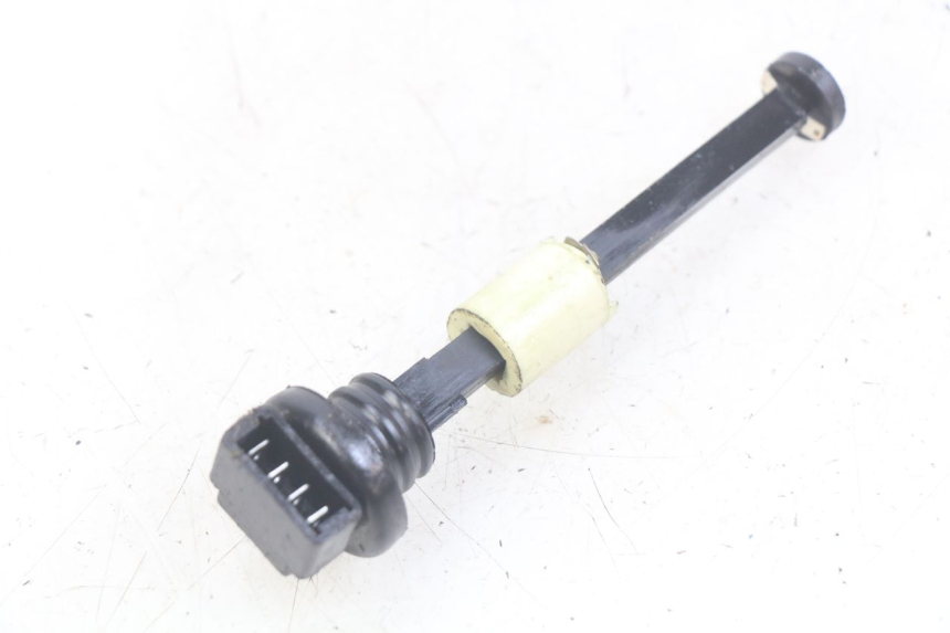 photo de LIVELLO OLIO SERBATOIO PIAGGIO ZIP 2T 50 (2009 - 2019)