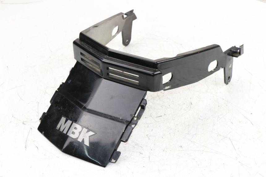 photo de Giunzione carenatura posteriore MBK ACTIVE 50 (1985 - 1995)
