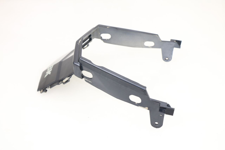 photo de Giunzione carenatura posteriore MBK ACTIVE 80 (1991 - 1995)