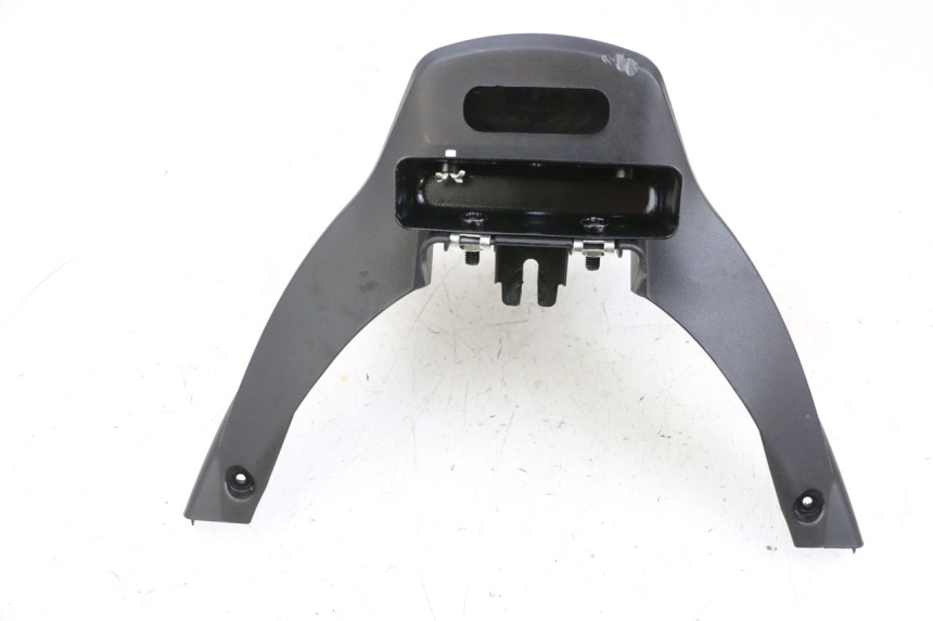 photo de CARENA POSTERIORE CONGIUNZIONE SEGWAY NINEBOT E125S 1 (2022 - 2026) - Zoom sullo stato d'uso