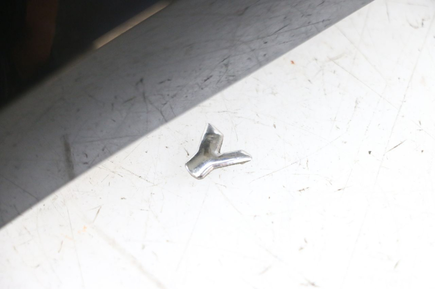 photo de CARENA POSTERIORE CONGIUNZIONE SEGWAY NINEBOT E125S 1 (2022 - 2026) - Marcature e riferimenti originali