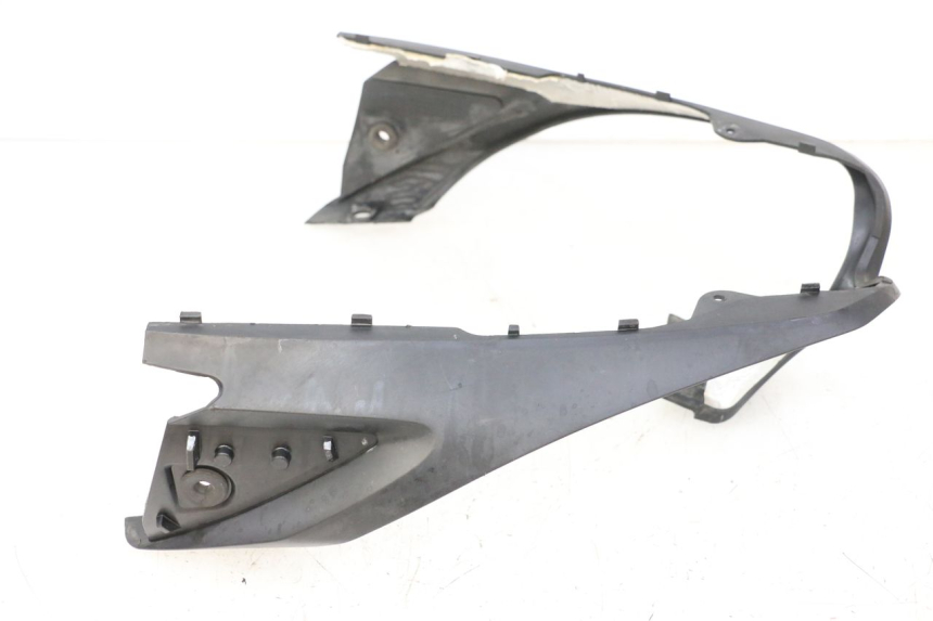 photo de CARENA POSTERIORE CONGIUNZIONE YAMAHA FZ6 FAZER S2 600 (2007 - 2011)
