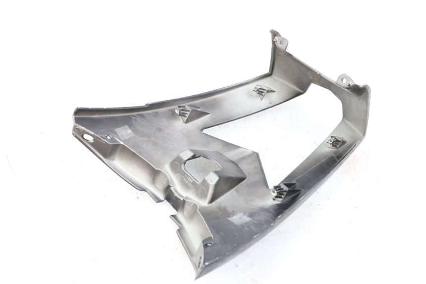 photo de CARENA POSTERIORE CONGIUNZIONE PEUGEOT GEOPOLIS RS 125 (2007 - 2009)