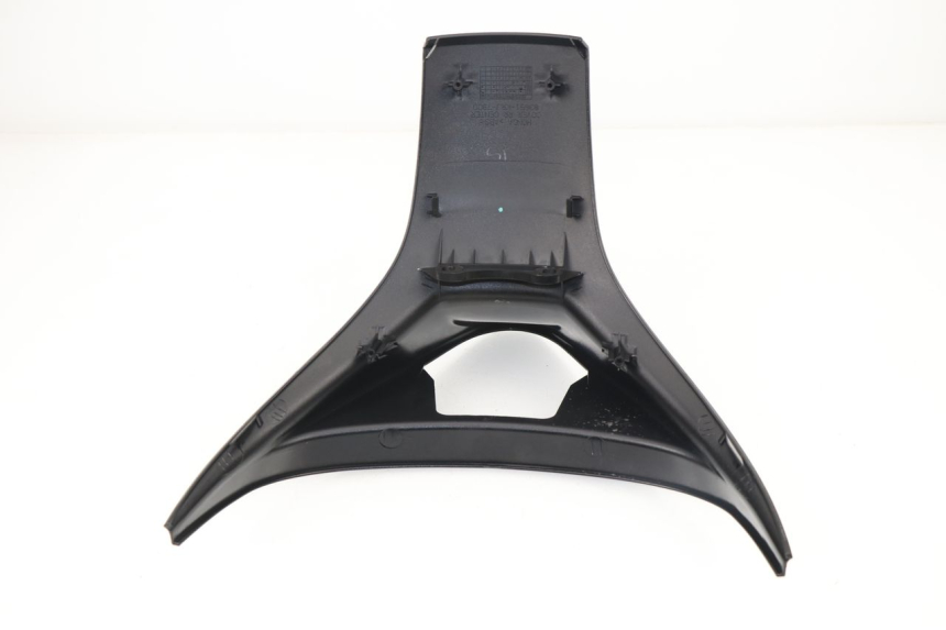 photo de GIUNZIONE CARENATURA POSTERIORE HONDA FES S-WING SWING ABS 125 (2007 - 2015)