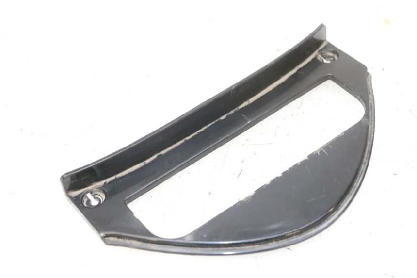 photo de Giunzione carenatura posteriore inferiore KYMCO GRAND DINK 125 (2008 - 2014)