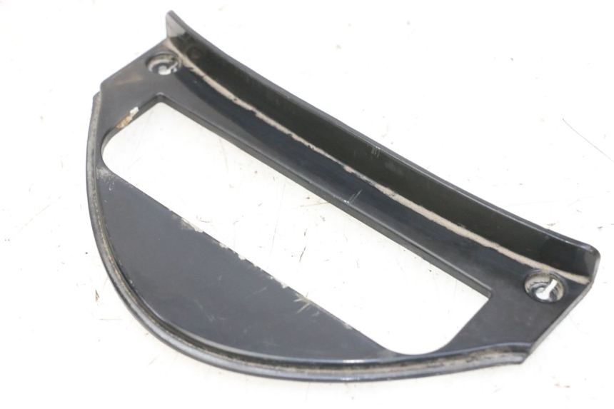 photo de Giunzione carenatura posteriore inferiore KYMCO GRAND DINK 125 (2008 - 2014)