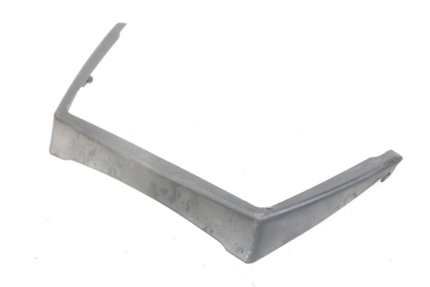 photo de GIUNZIONE CARROZZERIA POSTERIORE INFERIORE SUZUKI GS GSE 500 (2001 - 2003)