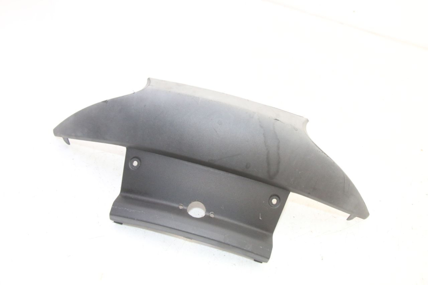 photo de Giunzione carenatura posteriore inferiore PIAGGIO MP3 RL 250 (2007 - 2010)
