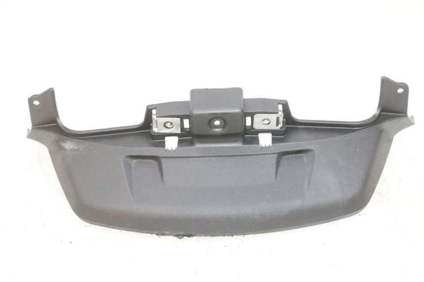 photo de CARENA POSTERIORE CONGIUNZIONE INFERIORE PIAGGIO MP3 500 (2016 - 2018) - Caratteristiche distintive