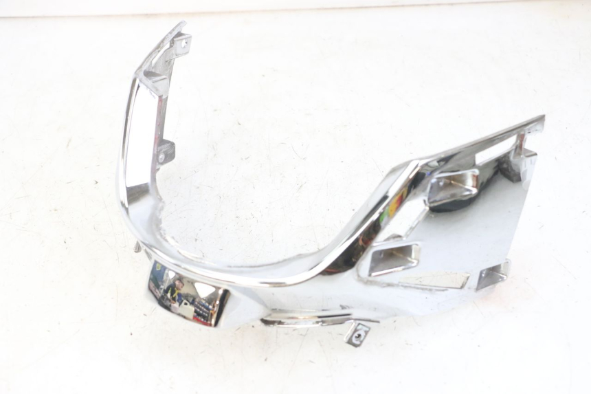 photo de CARENA POSTERIORE CONGIUNZIONE INFERIORE KYMCO LIKE 4T 50 (2019 - 2025)