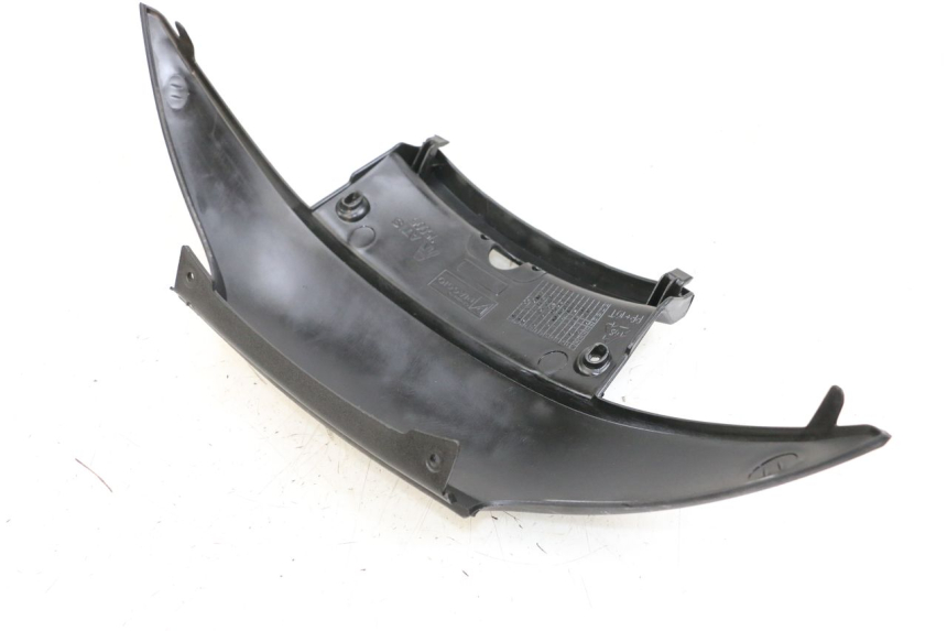 photo de Giunzione carenatura posteriore inferiore PIAGGIO MP3 500 (2011 - 2015)