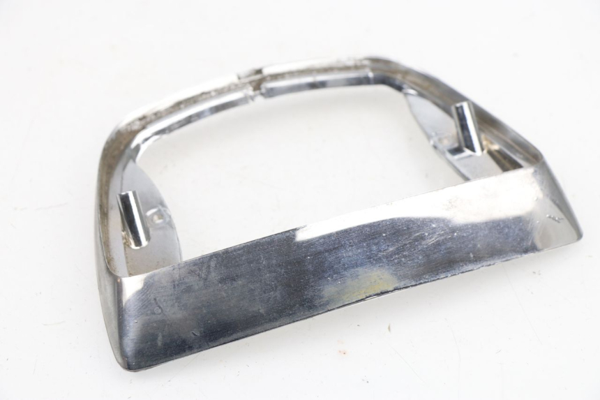 photo de Giunzione carenatura posteriore inferiore PIAGGIO VESPA LX 4T 50 (2005 - 2010)