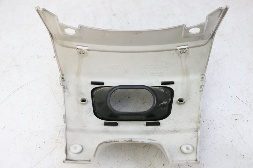 photo de GIUNZIONE PARAFANGO POSTERIORE INFERIORE PEUGEOT SATELIS 125 (2010 - 2012)