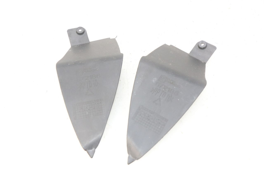 photo de GIUNZIONE PARAFANGO POSTERIORE INFERIORE APRILIA SR 2T 50 (2012 - 2017)