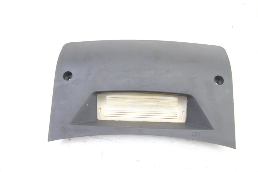 photo de CARENA POSTERIORE CONGIUNZIONE INFERIORE PIAGGIO SUPER LX 125 (2000 - 2003)
